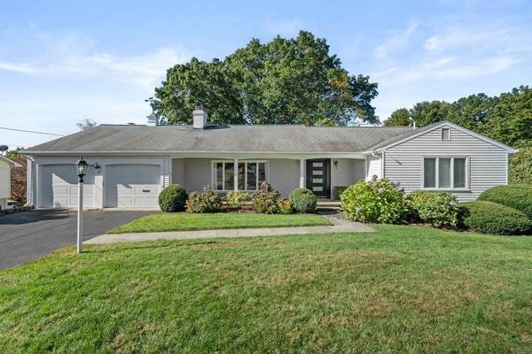 25 Crest Road, Framingham, MA 01702