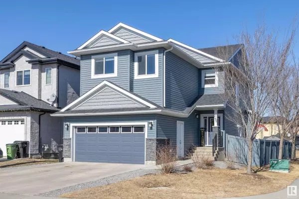 245 ALBANY DR NW, Edmonton, AB T6V 0L4