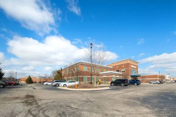 1247 Rickert Drive #B, Naperville, IL 60540