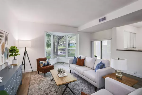 545 WESTLAKE BLVD #63, Palm Harbor, FL 34683