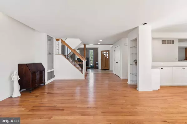 14715 DORSEY MILL RD, Glenwood, MD 21738