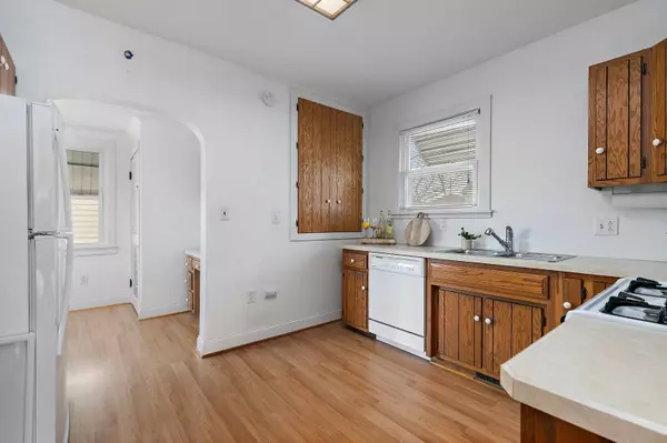 185 Ellsworth ST, Crystal Lake, IL 60014