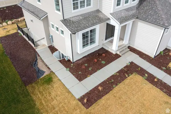 3559 S GARIBALDI WAY, Saratoga Springs, UT 84045