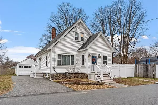 17 Juliette St, Andover, MA 01810