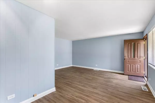 1375 Balmoral Avenue, Calumet City, IL 60409