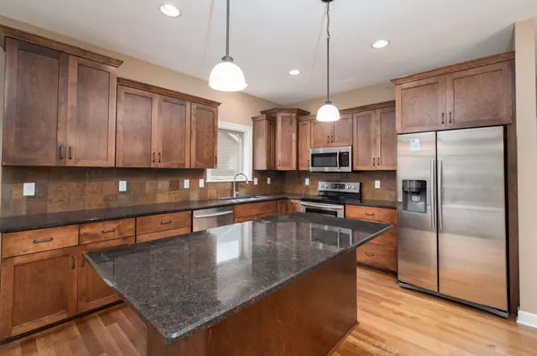 484 22nd AVE SW, Rochester, MN 55902