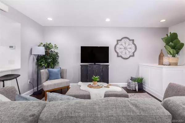 1650 S Deframe ST #B6, Lakewood, CO 80228