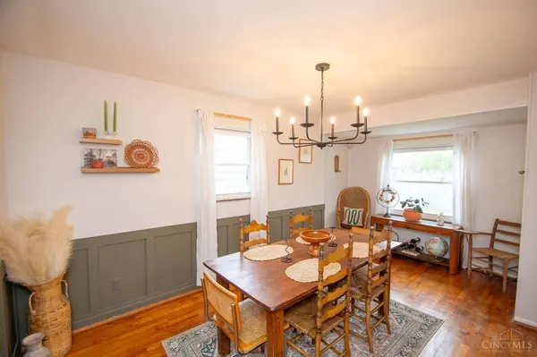 4408 Redmont Ave, Deer Park, OH 45236