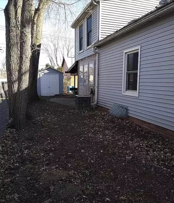 701 10th Ave, Coralville, IA 52241