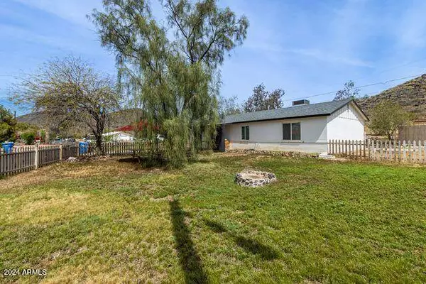 10207 N 16TH Avenue, Phoenix, AZ 85021