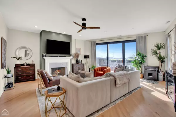 2806 W Chicago AVE #4, Chicago, IL 60622