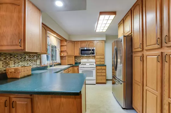 5580 Lavin Way, Waunakee, WI 53597