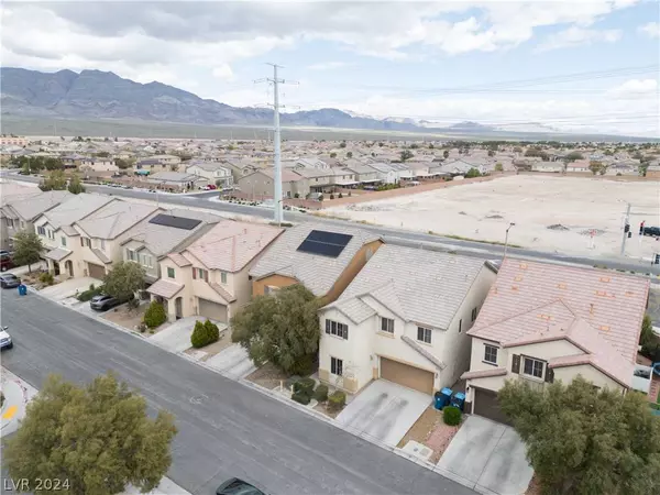 8012 Carr Valley Street, Las Vegas, NV 89131