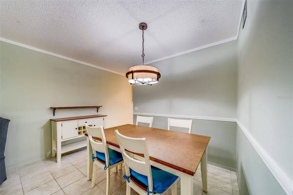 2431 FRANCISCAN DR #11, Clearwater, FL 33763