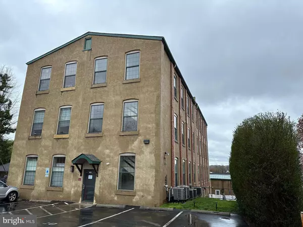 541 WASHINGTON AVE #402, Phoenixville, PA 19460