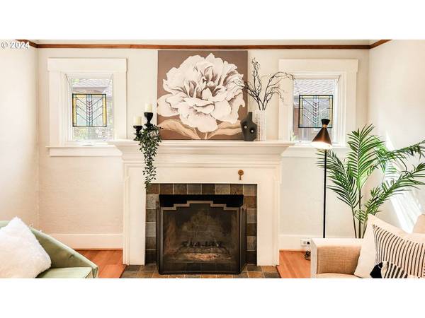 7561 N WOOLSEY AVE, Portland, OR 97203