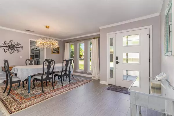 10238 Chimney Hill Lane, Dallas, TX 75243