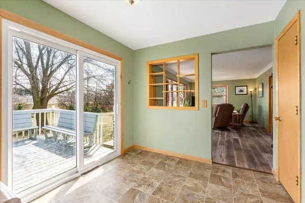 445 Church Hill RD, Somerset, WI 54025