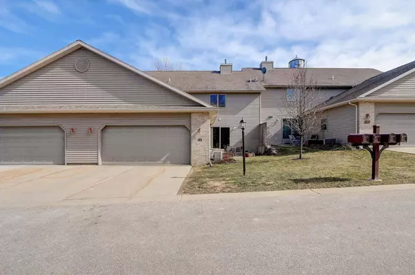 105 Fairview Way, Waunakee, WI 53597