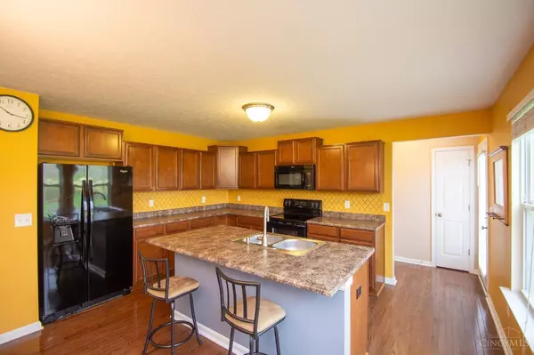 125 Zachary Dr, Williamsburg Twp, OH 45176