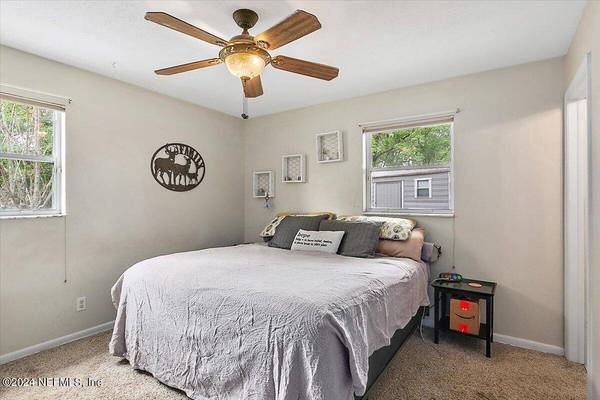 2640 LOURDES DR W, Jacksonville, FL 32210