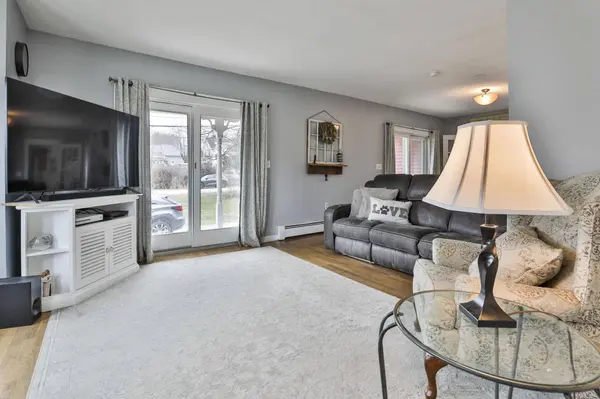 33 West ST, Milford, NH 03055