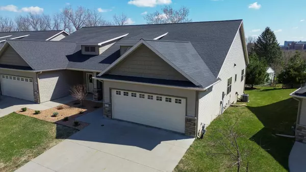 484 22nd AVE SW, Rochester, MN 55902