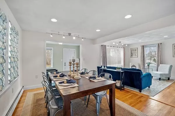 17 Juliette St, Andover, MA 01810