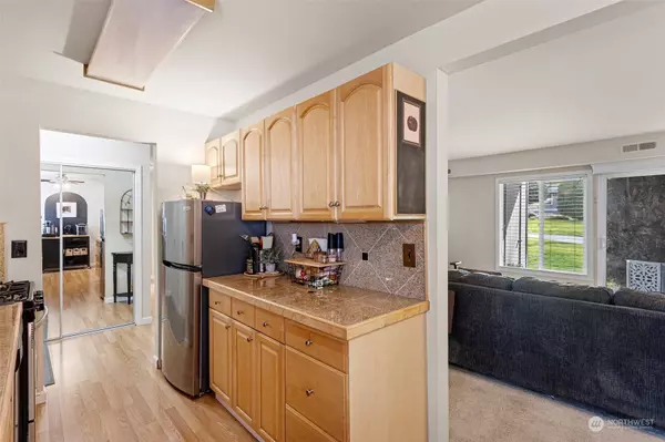 5029 84th ST SW #408, Mukilteo, WA 98275