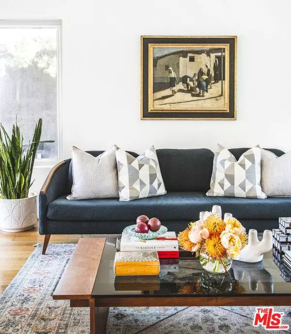 6150 Mulholland Hwy, Los Angeles, CA 90068