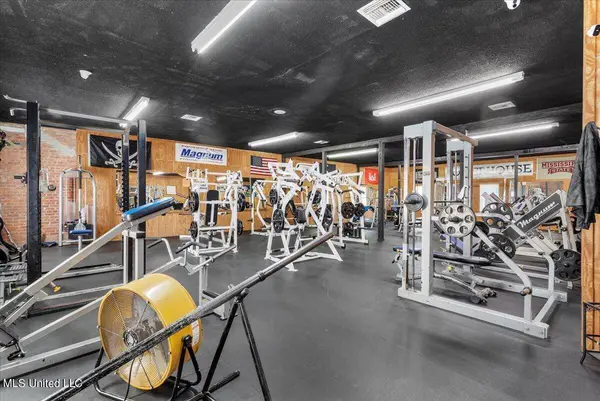 194 Commerce Street Street, Lucedale, MS 39452