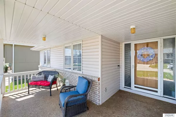 10914 S 18th Street, Bellevue, NE 68131