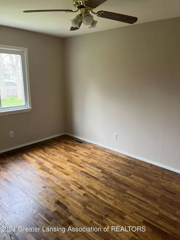 326 W Frederick Avenue, Lansing, MI 48906, Lansing, MI 48906