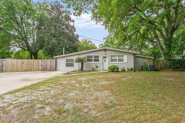 2640 LOURDES DR W, Jacksonville, FL 32210