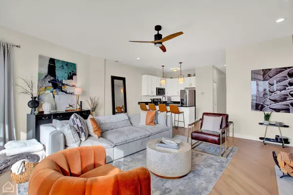 2806 W Chicago Avenue #4, Chicago, IL 60622