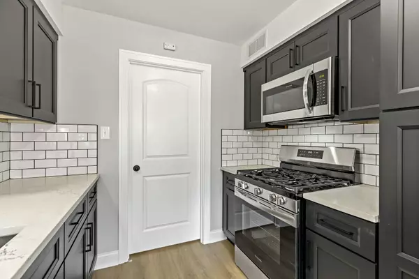 14920 Kenton AVE, Midlothian, IL 60445