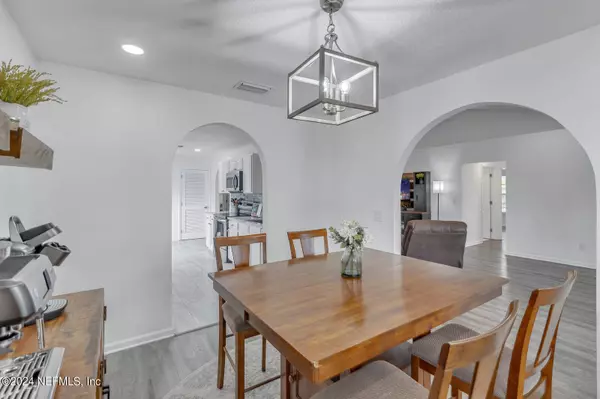 12496 WINDY WILLOWS DR, Jacksonville, FL 32225