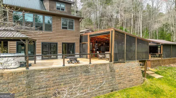 192 Nels Ridge RD, Mineral Bluff, GA 30559