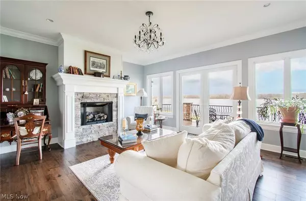 140 Via Napoli ST, North Lima, OH 44452