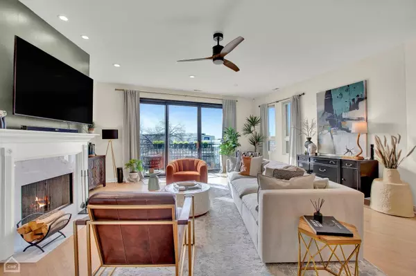 2806 W Chicago AVE #4, Chicago, IL 60622