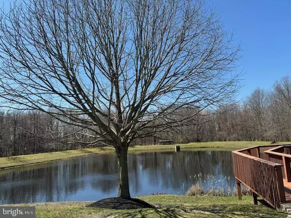 4 MERRYTON ST, Voorhees, NJ 08043