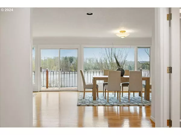 6545 FAILING ST, West Linn, OR 97068