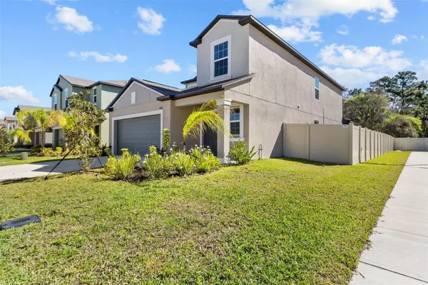 2050 STELLAR BRILLIANCE WAY, Lutz, FL 33558