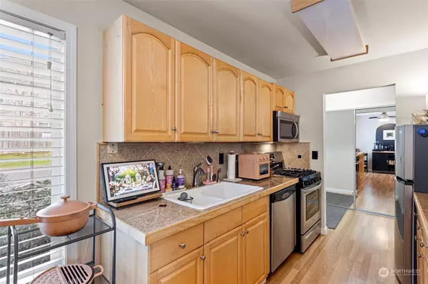 5029 84th ST SW #408, Mukilteo, WA 98275