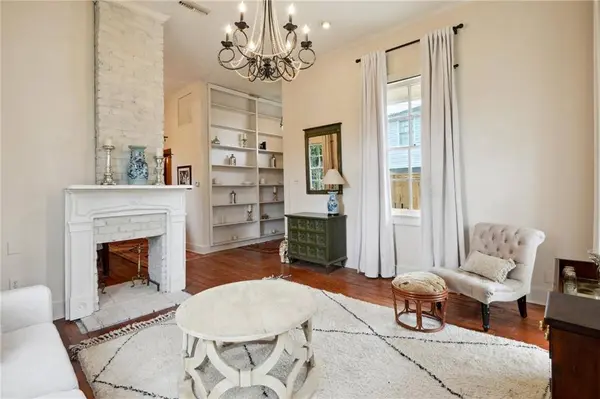 614 DUFOSSAT ST, New Orleans, LA 70115