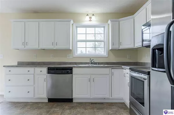 2502 Shadow Creek Lane, Elizabethtown, KY 42701