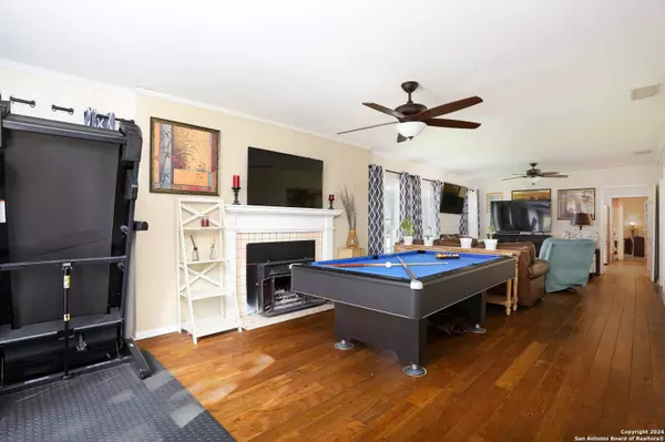 430 ALEXANDER HAMILTON, San Antonio, TX 78228-3125