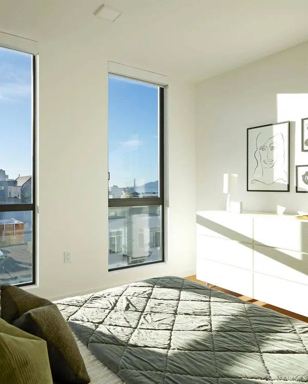 1580 Pacific AVE, San Francisco, CA 94109