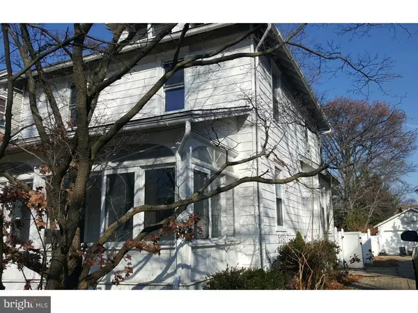 810 WASHINGTON AVE, Palmyra, NJ 08065
