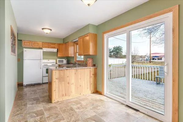 445 Church Hill RD, Somerset, WI 54025